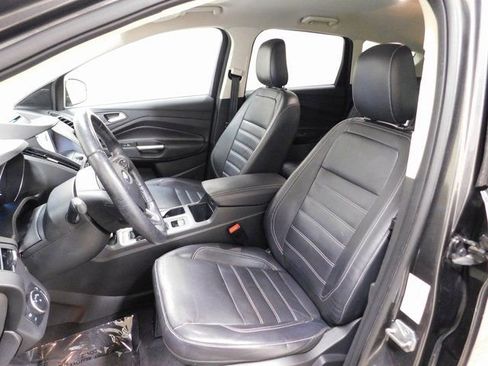 Used 2018 Ford Escape SEL image 9