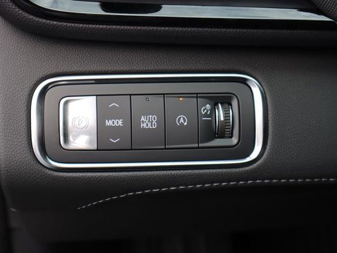 New 2025 Buick Enclave Preferred w/ Power Package image 7