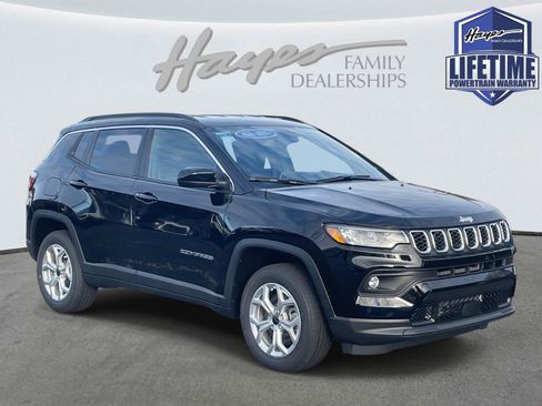 New 2026 Jeep Compass Latitude image 1