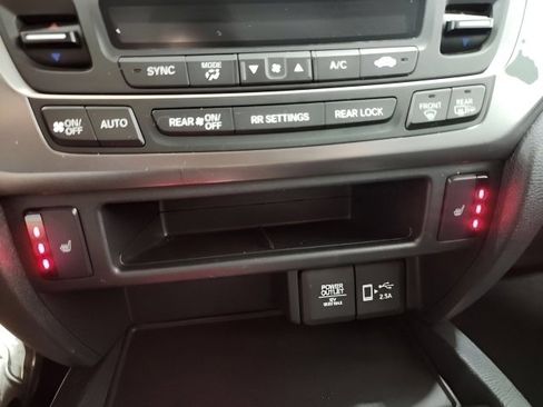 Used 2022 Honda Pilot EX-L image 6