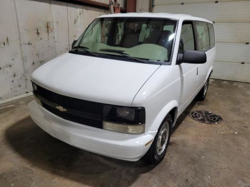 Used 1999 Chevrolet Astro 2WD image 2