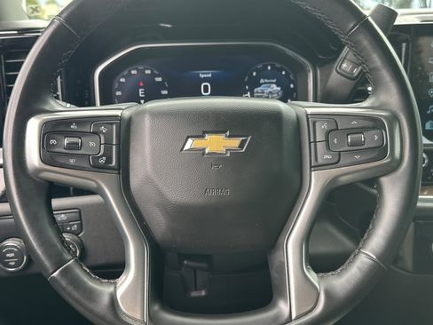 Used 2024 Chevrolet Silverado 1500 LT image 34