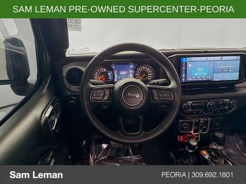 Used 2024 Jeep Gladiator Sport AWD/4WD image 20