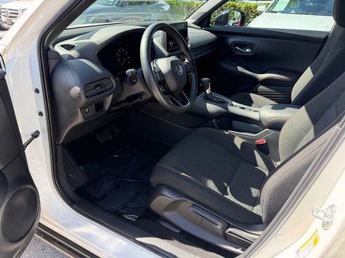 Used 2024 Honda HR-V Sport image 12