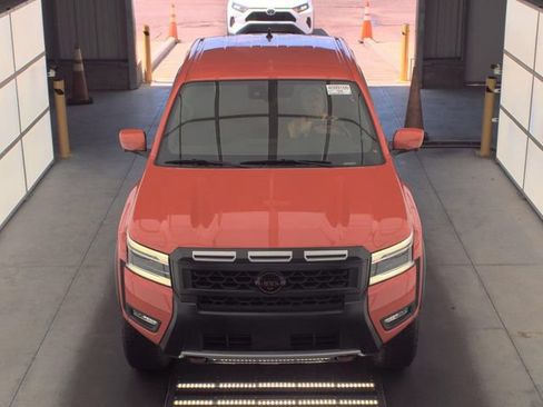 Certified 2025 Nissan Frontier PRO-4X w/ Pro Convenience Package AWD/4WD image 12