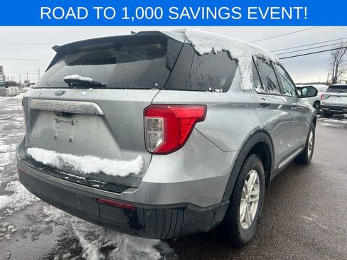 Certified 2022 Ford Explorer XLT image 6