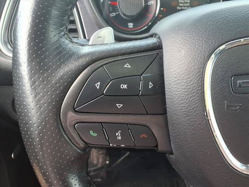 Used 2018 Dodge Challenger GT w/ Blacktop Package AWD/4WD image 18