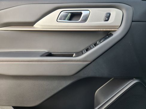 New 2026 Ford Explorer Active RWD image 20