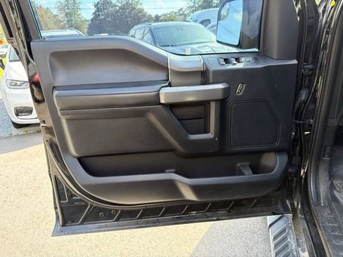 Used 2017 Ford F150 XLT w/ Equipment Group 301A Mid RWD image 13