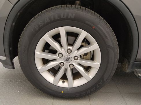 Used 2019 Dodge Durango SXT image 31