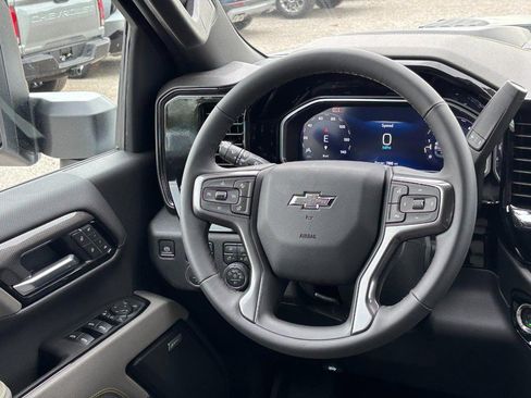 New 2026 Chevrolet Silverado 2500 ZR2 AWD/4WD image 7