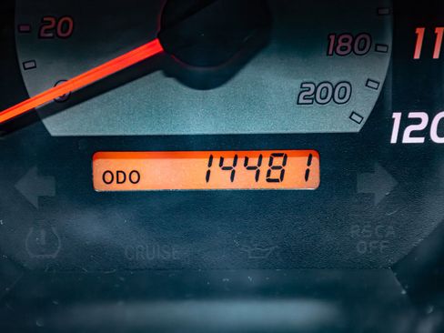 Used 2011 Toyota Tacoma 4x4 Access Cab w/ SR5 Pkg #2 image 16