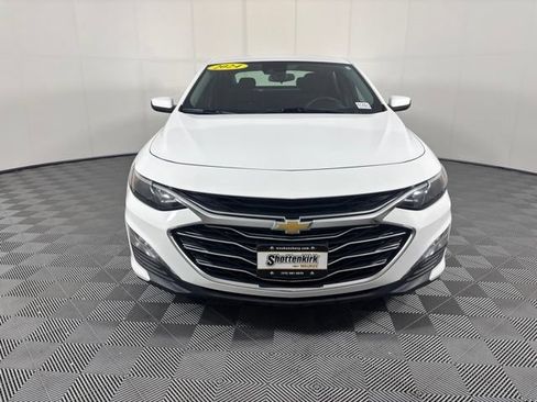 Used 2024 Chevrolet Malibu LT FWD image 32