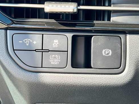 New 2026 Kia Sportage LX image 10