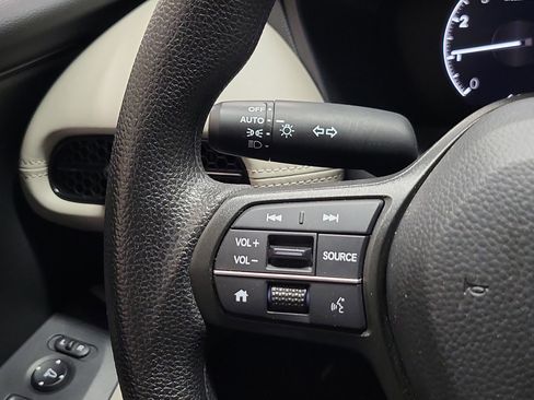 Certified 2025 Honda HR-V LX image 22