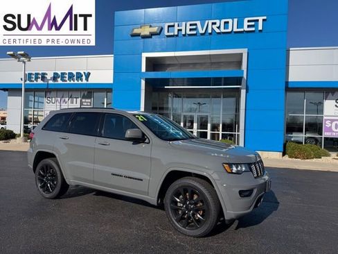Used 2021 Jeep Grand Cherokee Laredo X AWD/4WD image 1