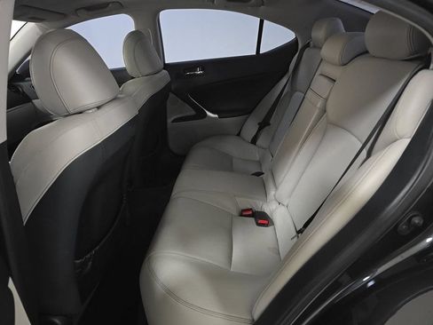 Used 2011 Lexus IS 350 w/ Premium Pkg Value Edition RWD image 9