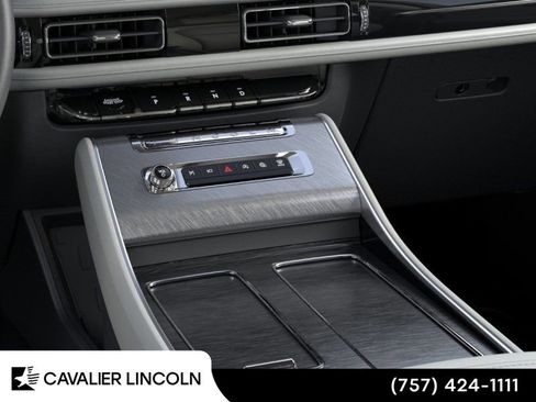 Used 2026 Lincoln Aviator AWD image 15