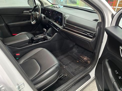 Used 2023 Kia Sportage EX FWD image 31