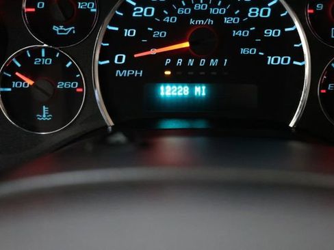 Used 2022 Chevrolet Express 3500 w/ Driver Convenience Package image 52