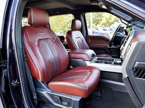 Used 2021 Ford F250 Platinum w/ FX4 Off-Road Package image 13