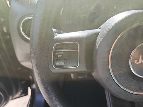 Used 2016 Jeep Patriot Sport w/ Power Value Group FWD image 16