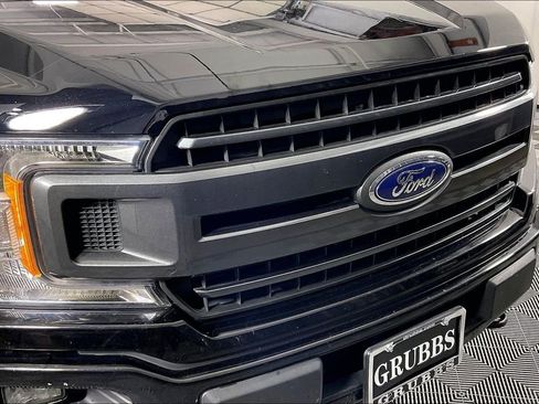 Used 2018 Ford F150 XLT w/ Equipment Group 302A Luxury AWD/4WD image 39