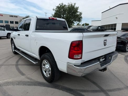 Used 2014 RAM 2500 Tradesman w/ Chrome Appearance Group RWD image 2