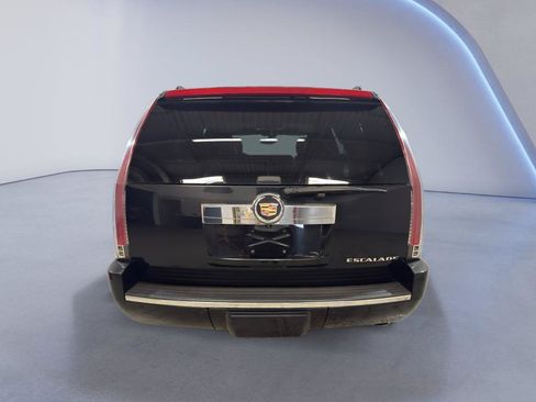 Used 2014 Cadillac Escalade Luxury AWD/4WD image 7