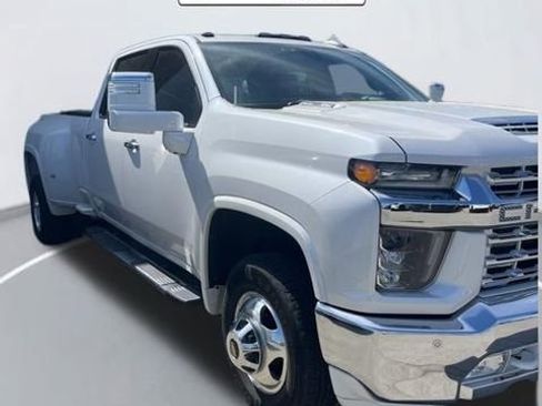 Used 2020 Chevrolet Silverado 3500 LTZ w/ LTZ Plus Package image 3