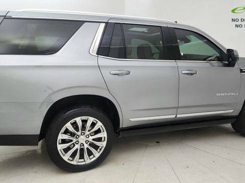 Used 2024 GMC Yukon Denali AWD/4WD image 6