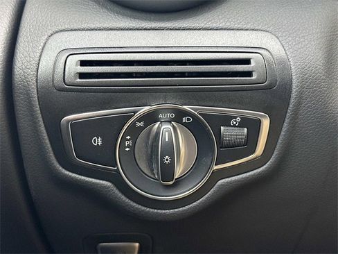 Used 2023 Mercedes-Benz GLC 300 4MATIC Coupe image 26