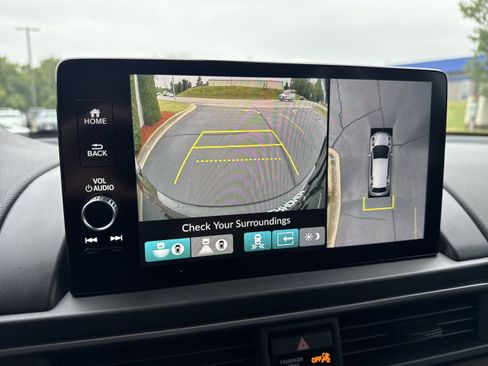 Used 2023 Honda Pilot Elite image 23