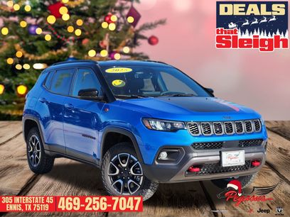 New 2025 Jeep Compass Trailhawk