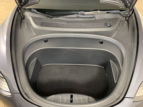 Used 2022 Tesla Model 3 Performance image 8