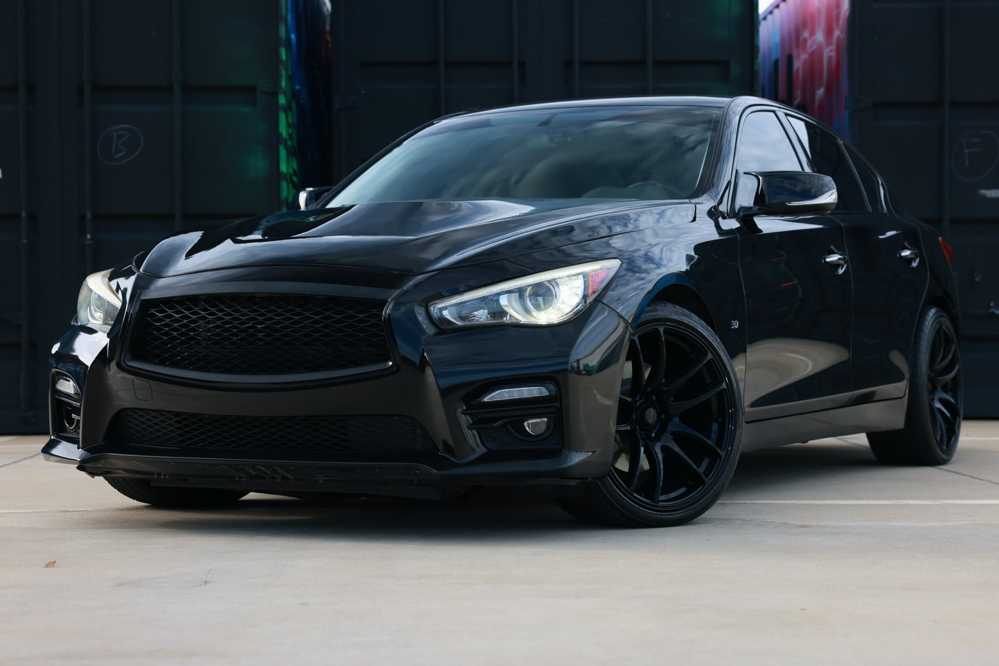 Used 2015 INFINITI Q50 Premium w/ Navigation Package AWD/4WD image 1