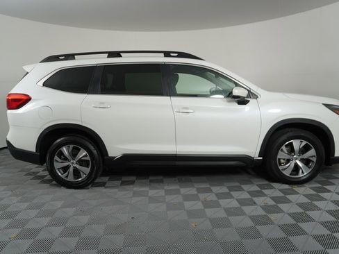 Certified 2024 Subaru Ascent Premium w/ Convenience Package image 9