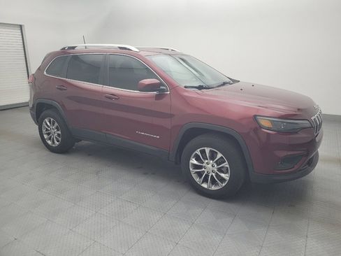 Used 2019 Jeep Cherokee Latitude Plus AWD/4WD image 11