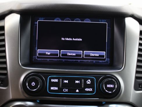 Used 2020 Chevrolet Suburban Premier image 32