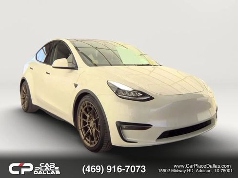 Used 2021 Tesla Model Y Long Range AWD/4WD image 2
