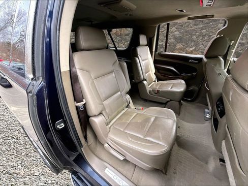 Used 2020 Chevrolet Suburban Premier image 20