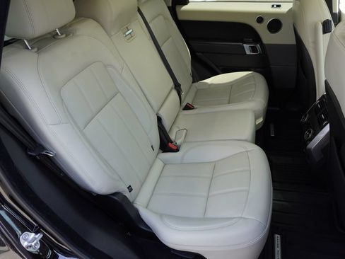 Used 2019 Land Rover Range Rover Sport Supercharged AWD/4WD image 27