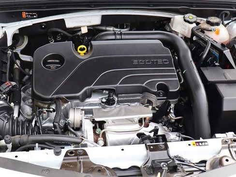 Used 2024 Chevrolet Malibu LT FWD image 59