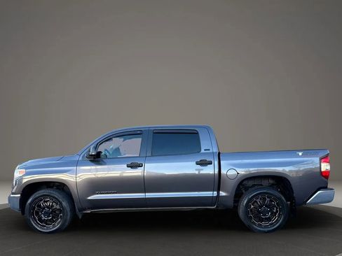 Used 2017 Toyota Tundra SR5 image 7