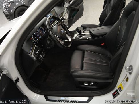 Used 2018 BMW 530e RWD image 17