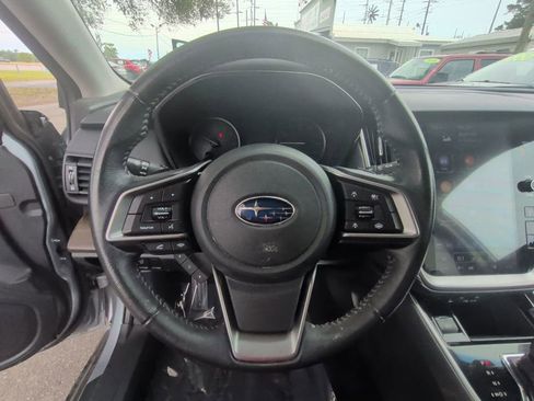 Used 2022 Subaru Outback Premium AWD/4WD image 15