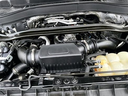 Used 2020 Ford Explorer ST image 34