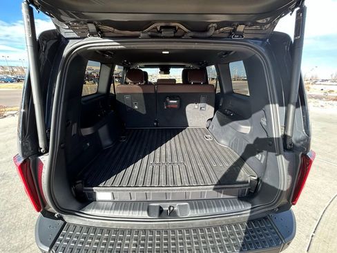 Used 2025 Toyota Land Cruiser image 30