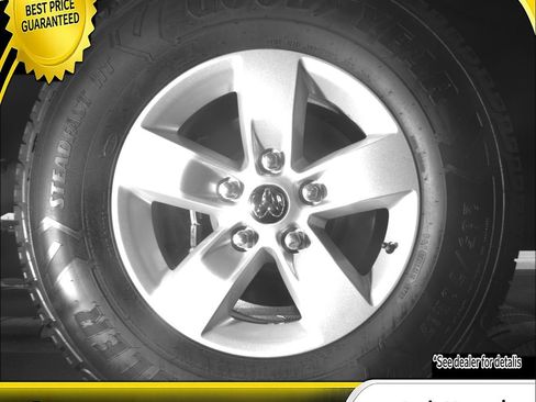 Used 2019 RAM 1500 Classic SLT AWD/4WD image 25