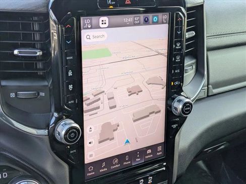 Used 2025 RAM 1500 Laramie image 14